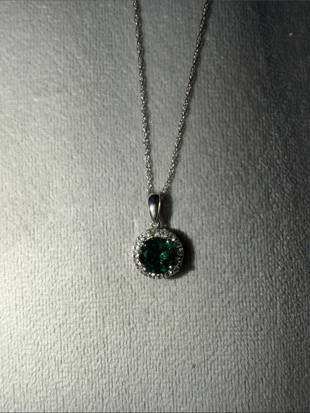 Sterling Silver Emerald Green Halo Pendant Necklace